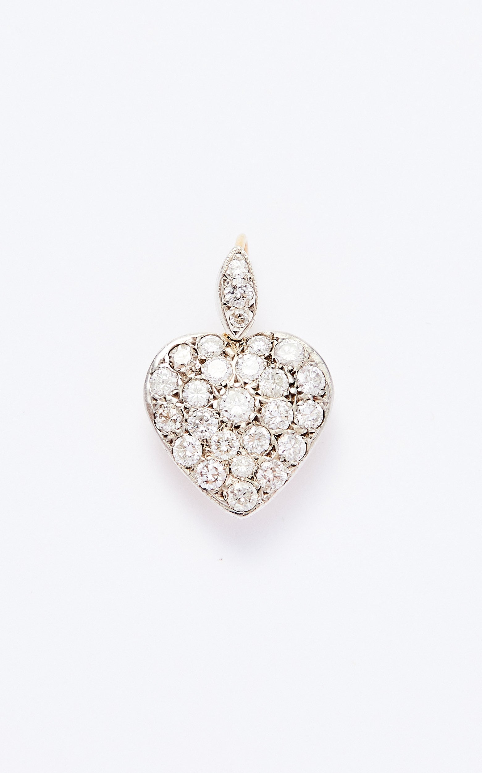 18ct gold & pavé diamond (.90ct) pendant