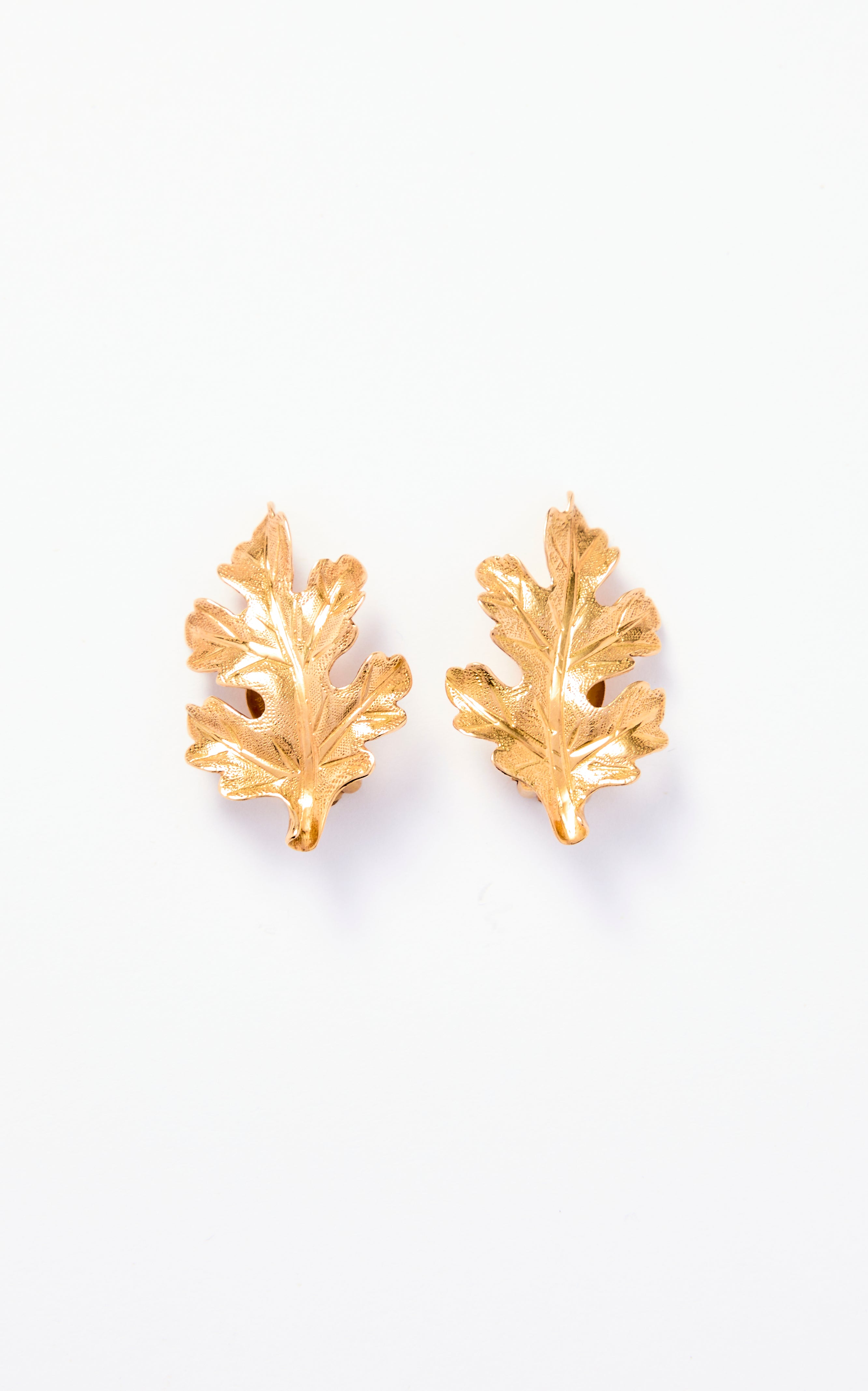 Vintage 14ct Gold Leaf Earrings
