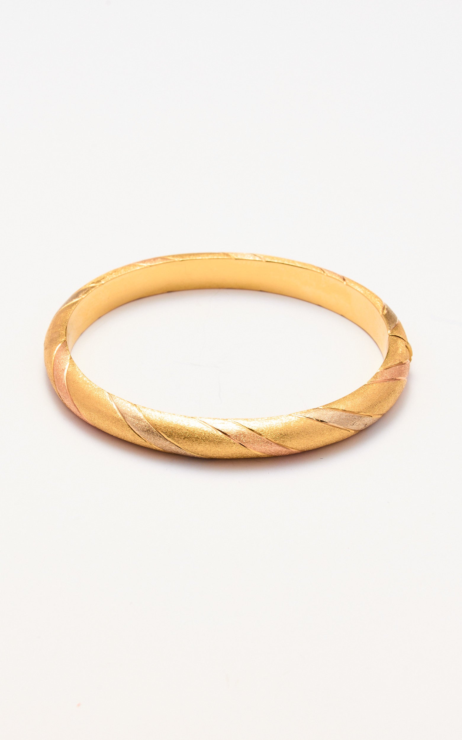 18ct Gold 3 Tone Spanish Bangle