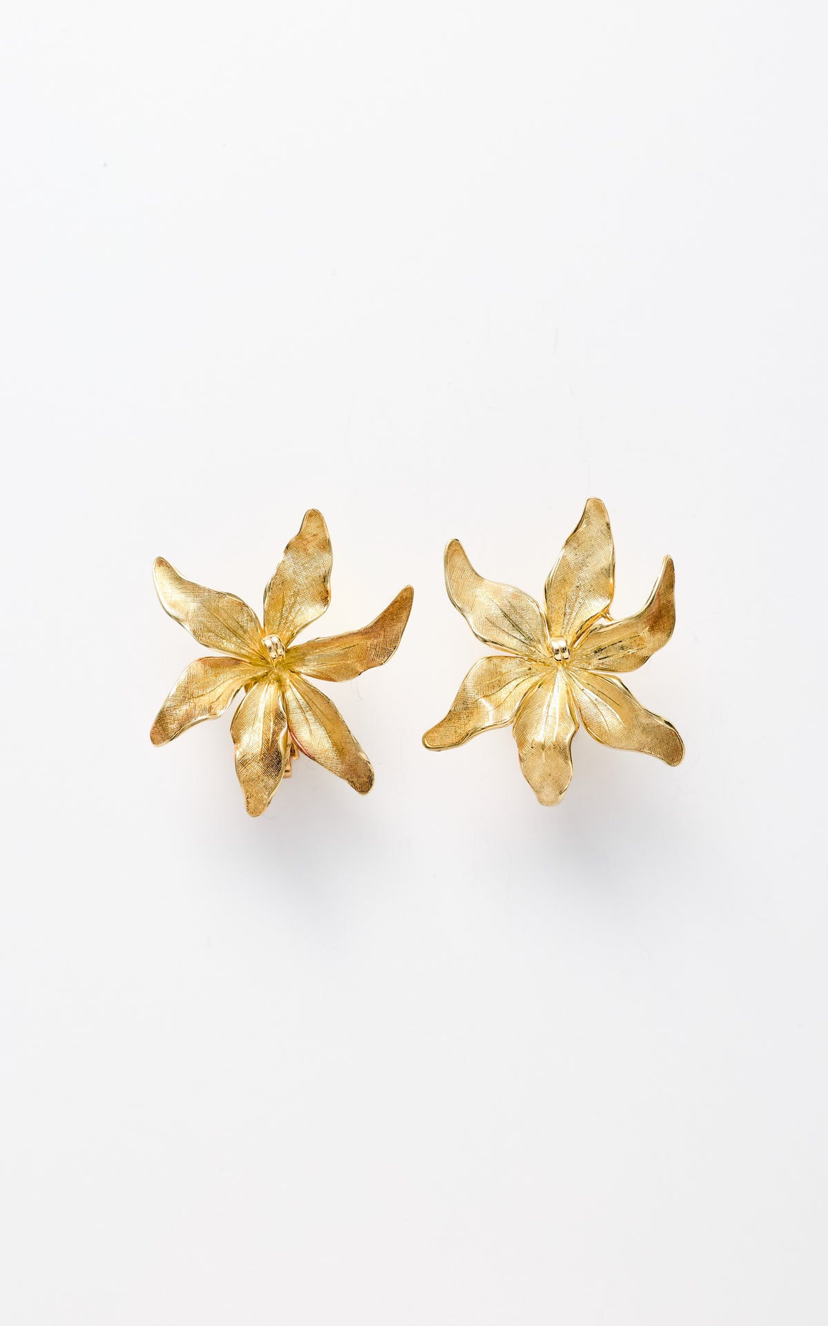 Tiffany & Co. 14ct gold flower earrings