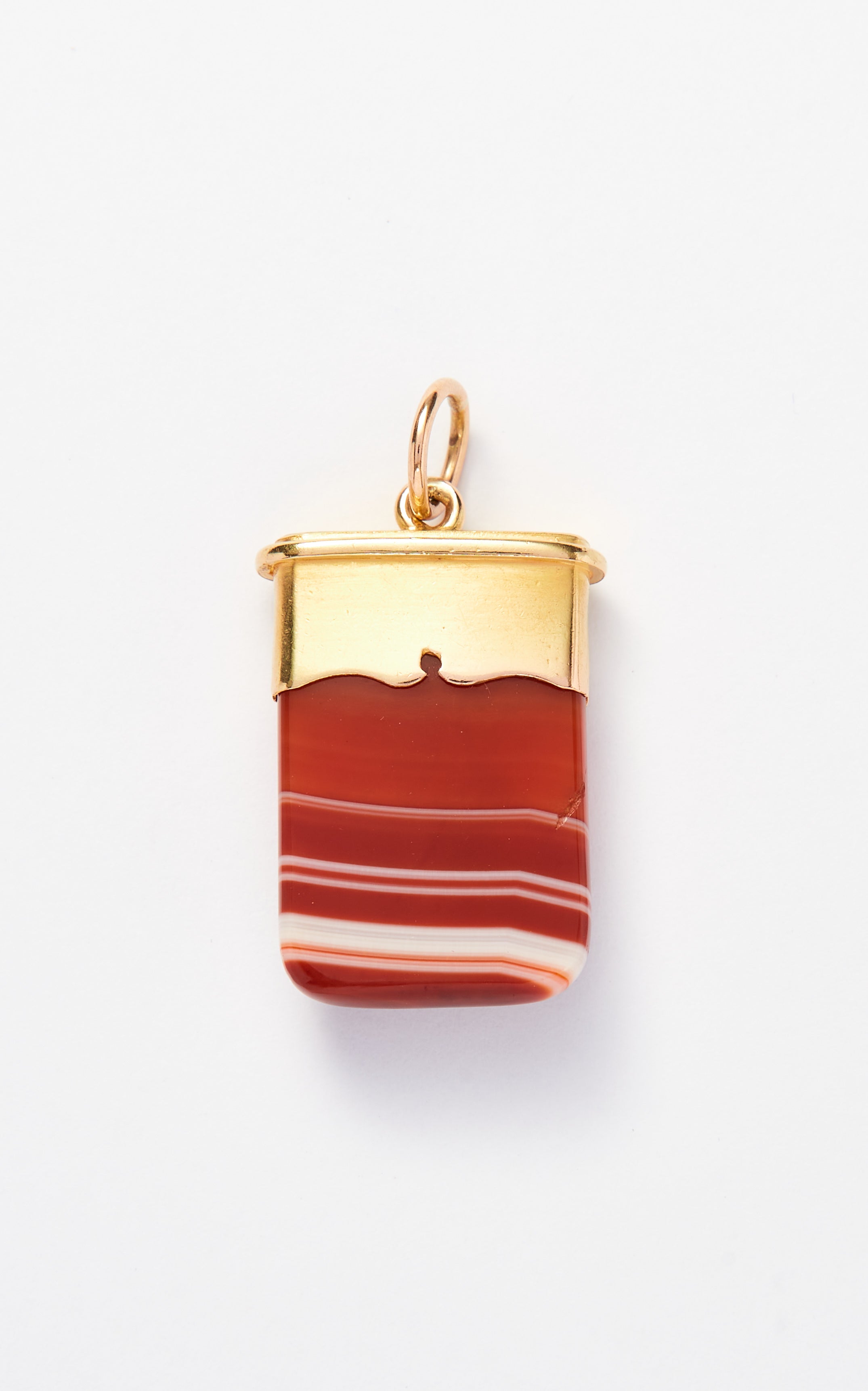 Vintage 18ct Gold & Red Agate Pendant
