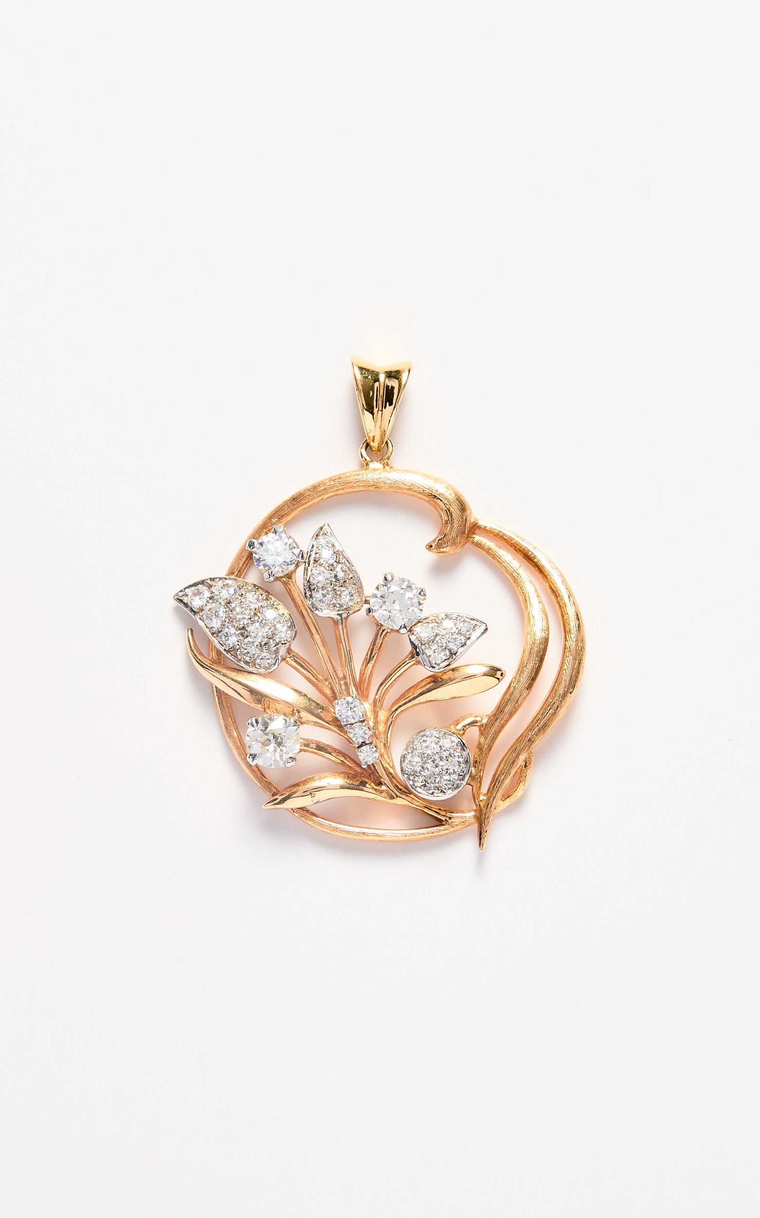 Vintage Italian 14ct gold & diamond pendant