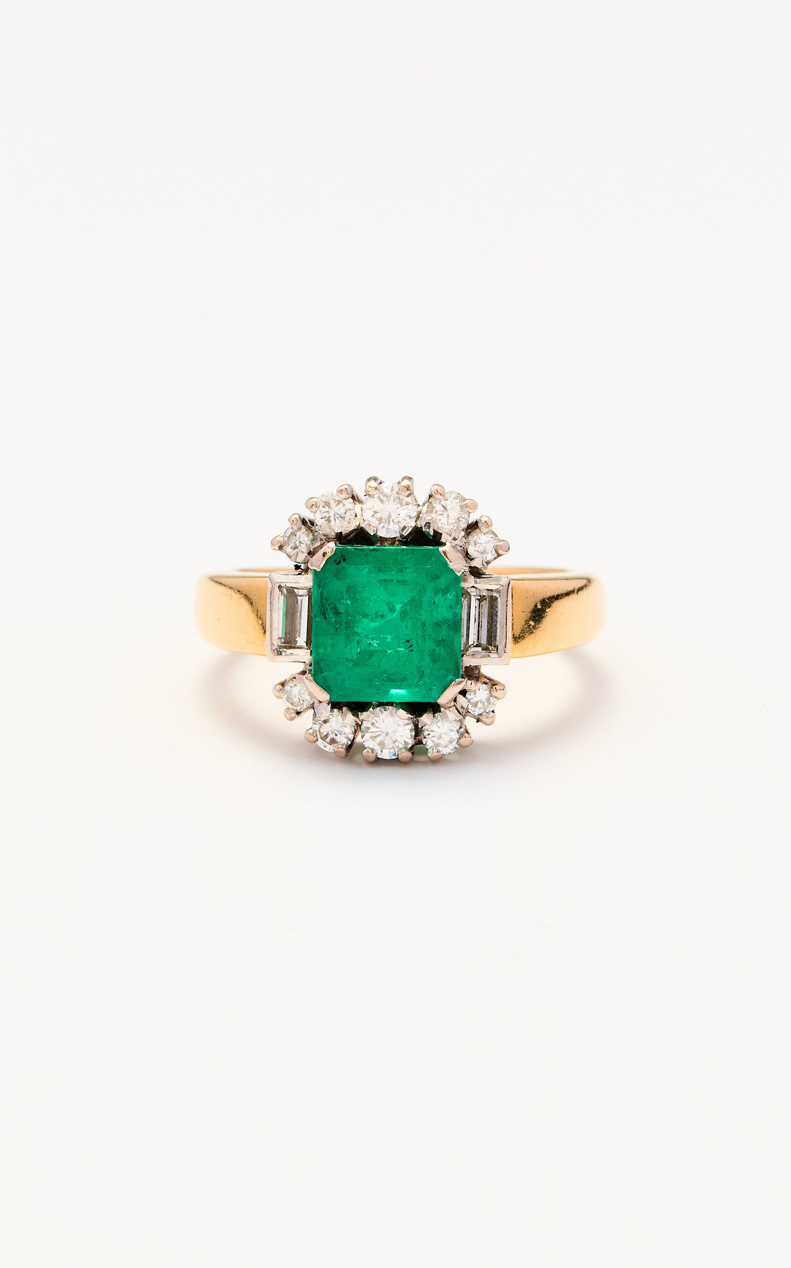 Vintage 18ct gold, emerald & diamond ring
