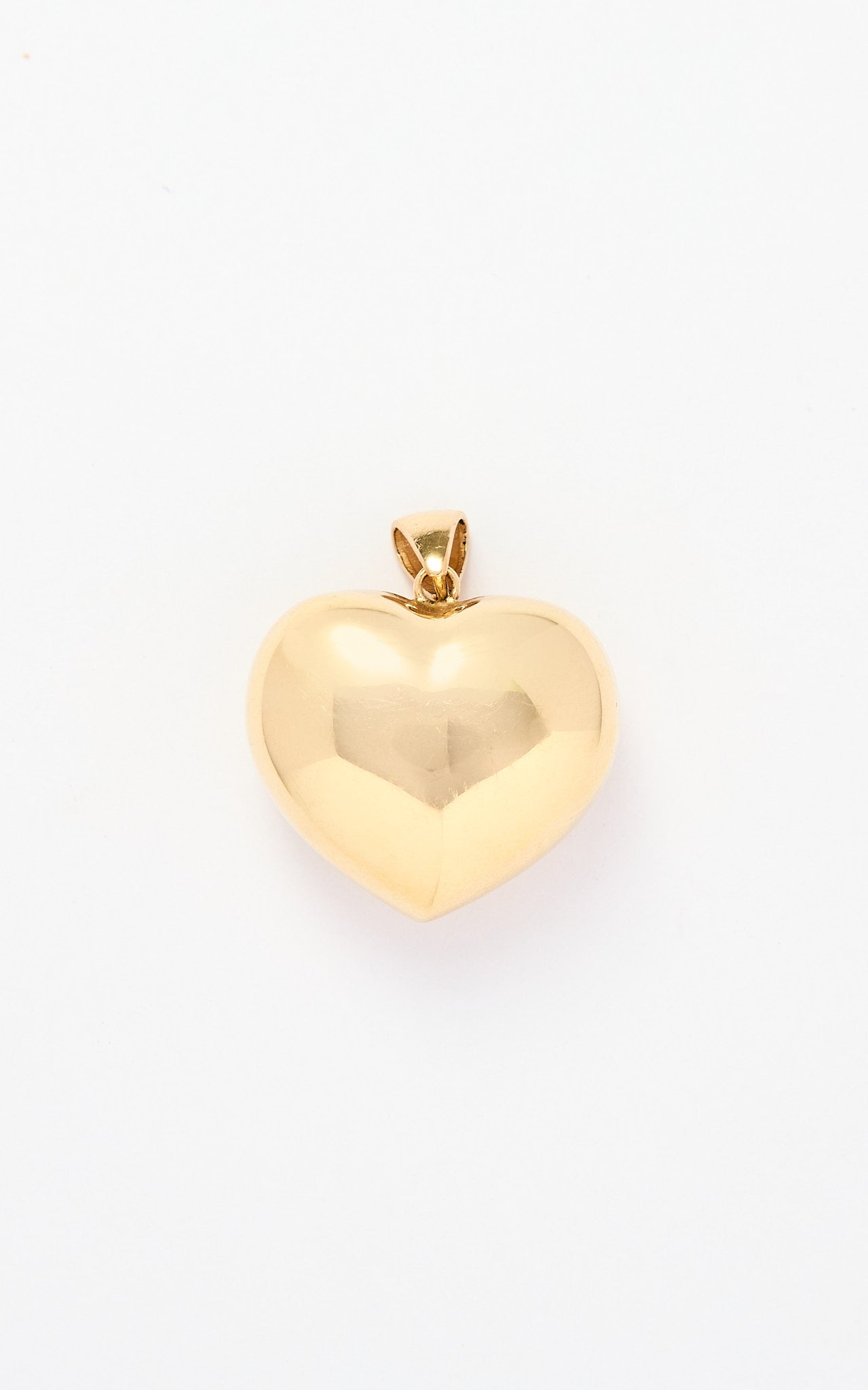 14ct gold hollow love heart pendant