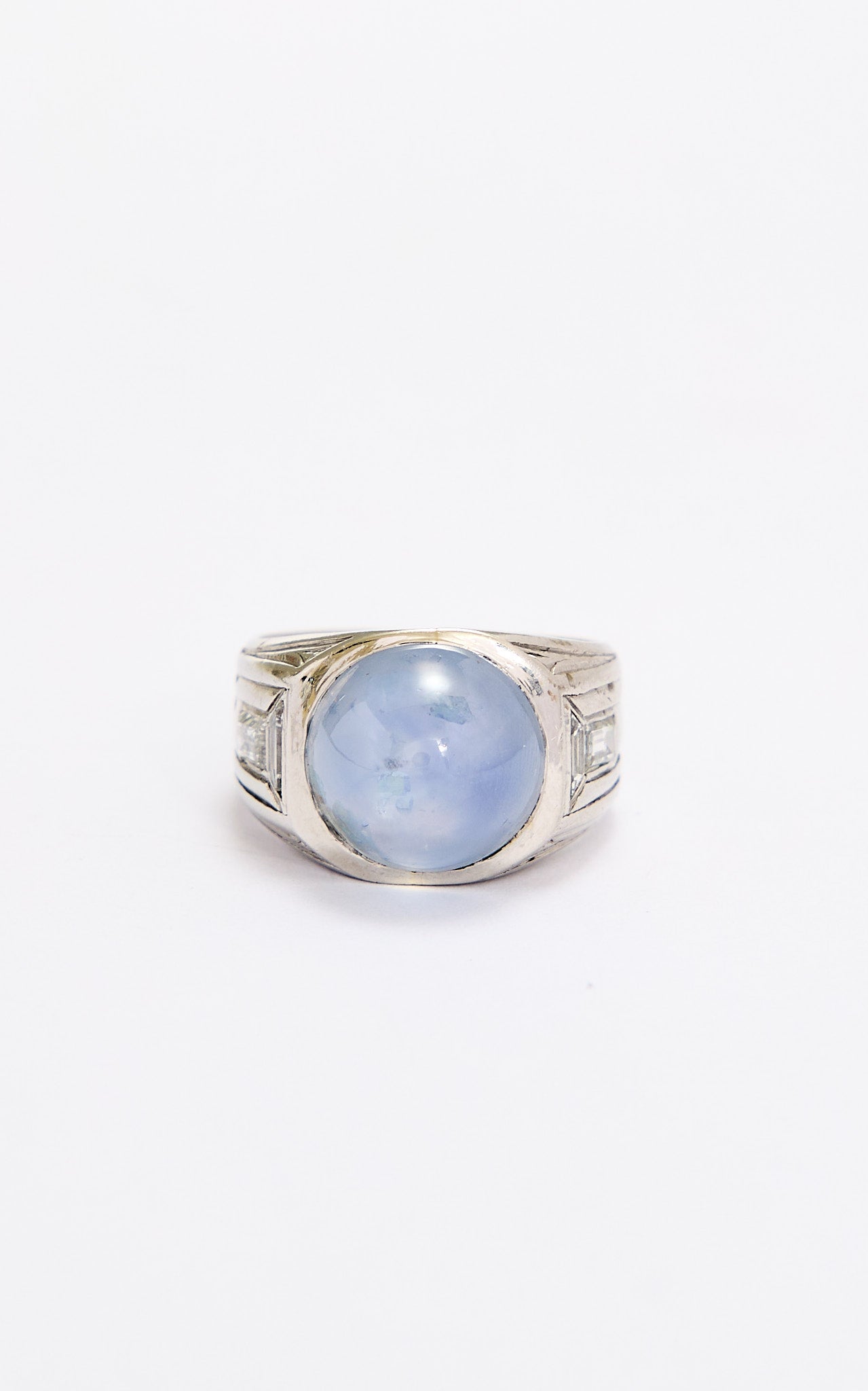 Platinum & diamond ring with a star sapphire