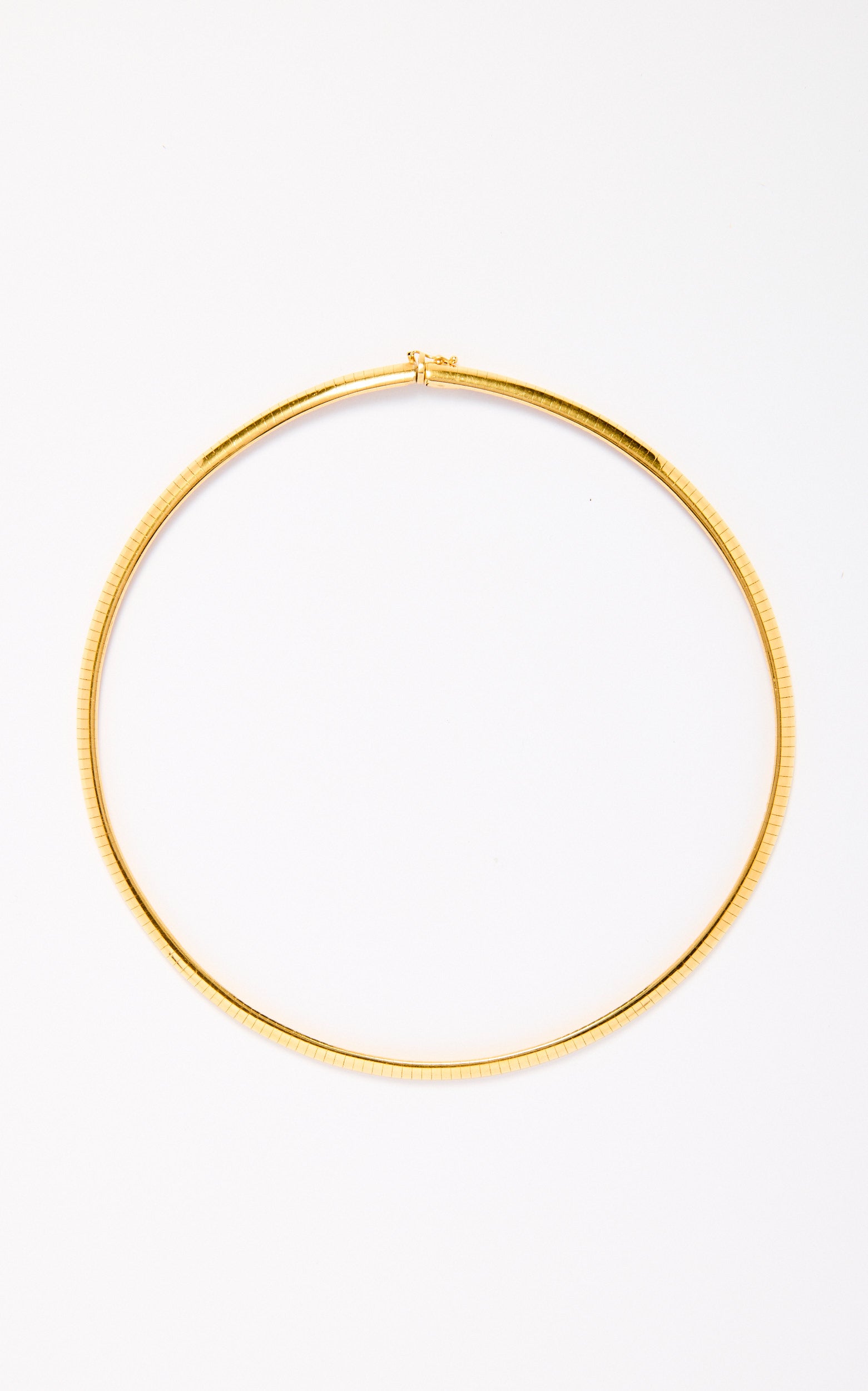 Vintage 18ct Gold Italian Omega Collar