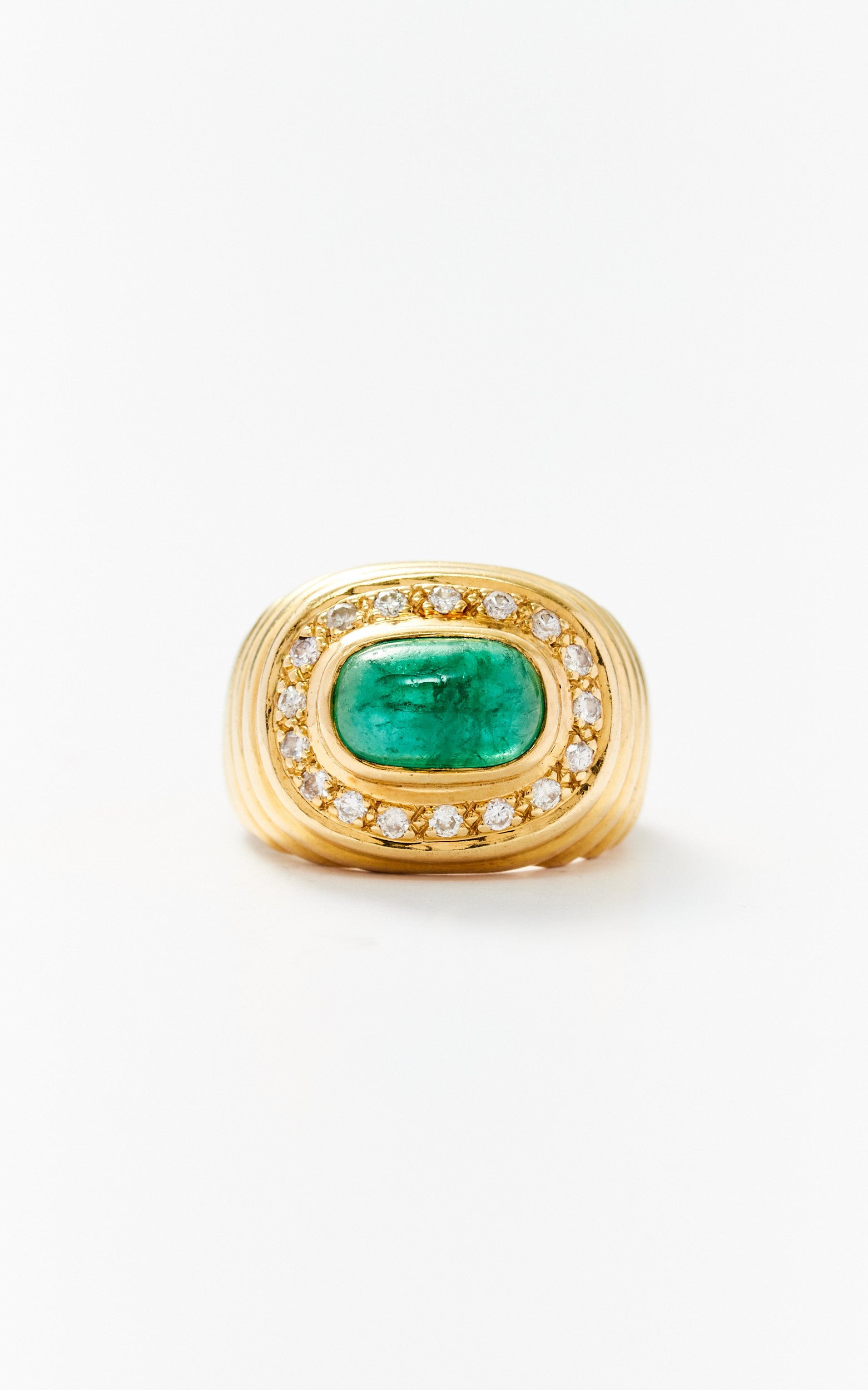 Vintage 18ct Gold Emerald Ring with Diamonds