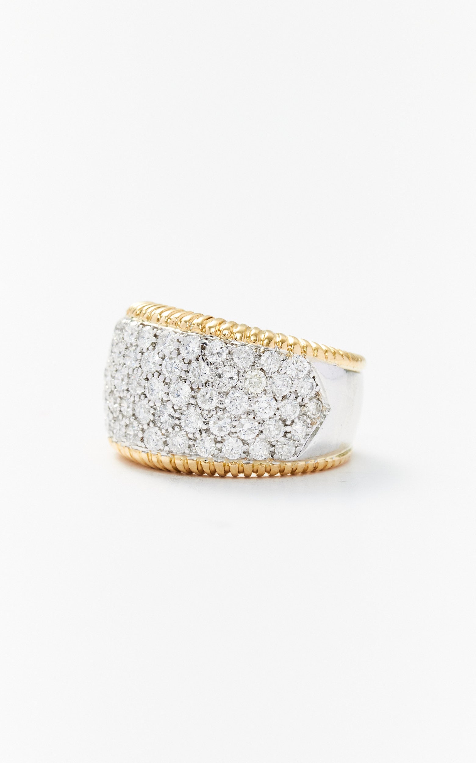 Vintage 18ct gold pavé diamond ring